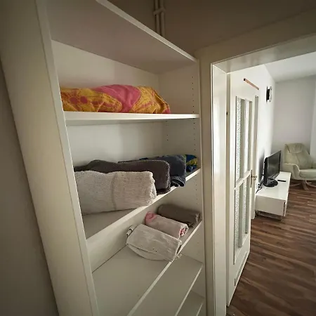Appartement 4 Monteuren , *